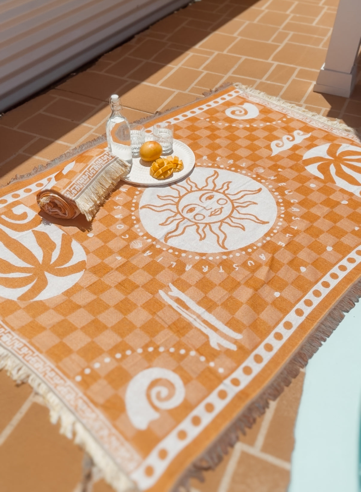 Peachy Picnic Rug
