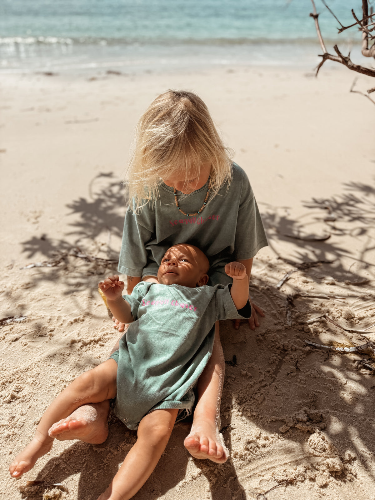 Seagull Chaser t-shirt romper